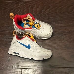 Nike Kids White and Red Sneakers with Blue Swoosh